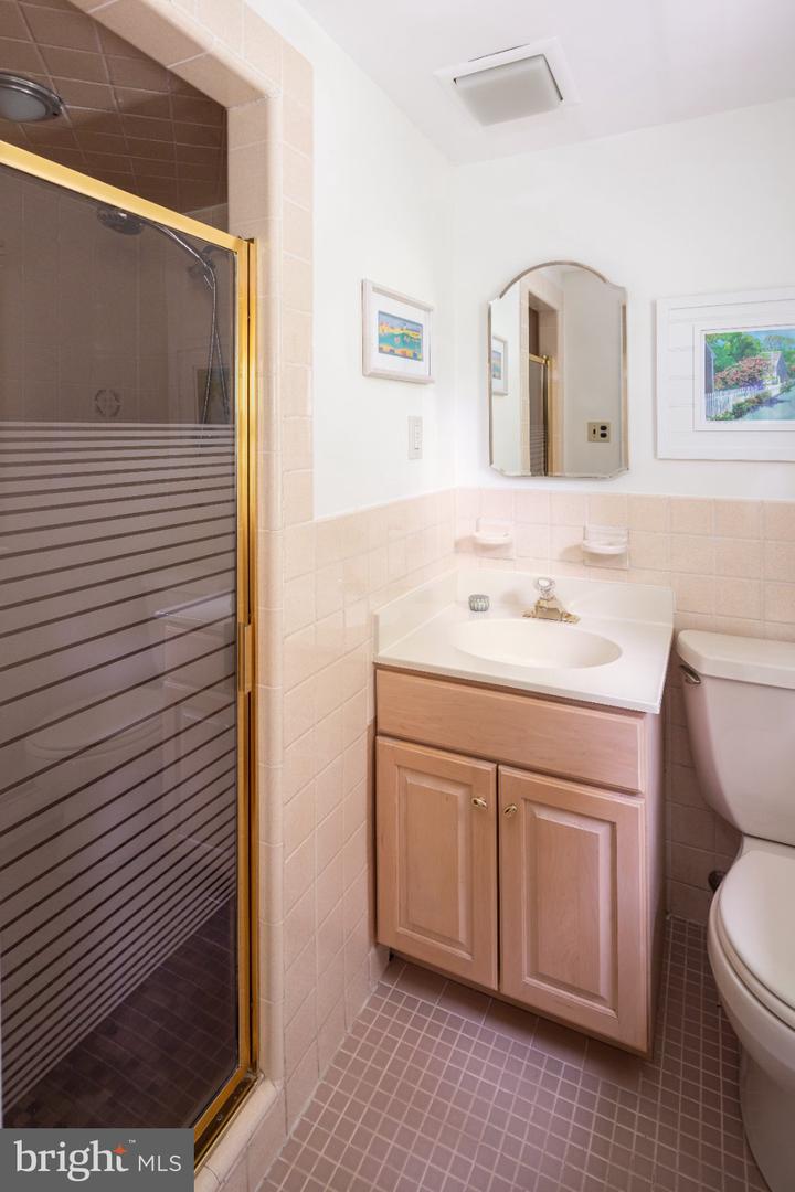 1464 Glenbrook Ln Property Photo 41