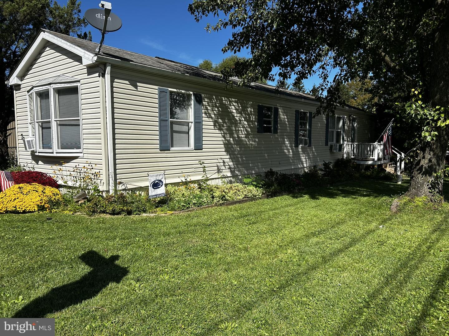 70 VINTAGE LN Property Photo 1