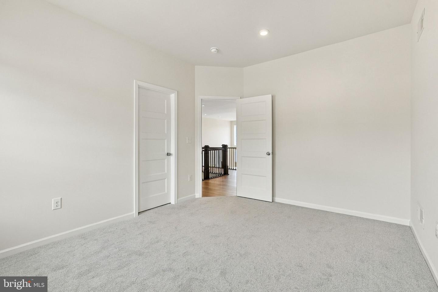 925 Marina Ct Property Photo 56