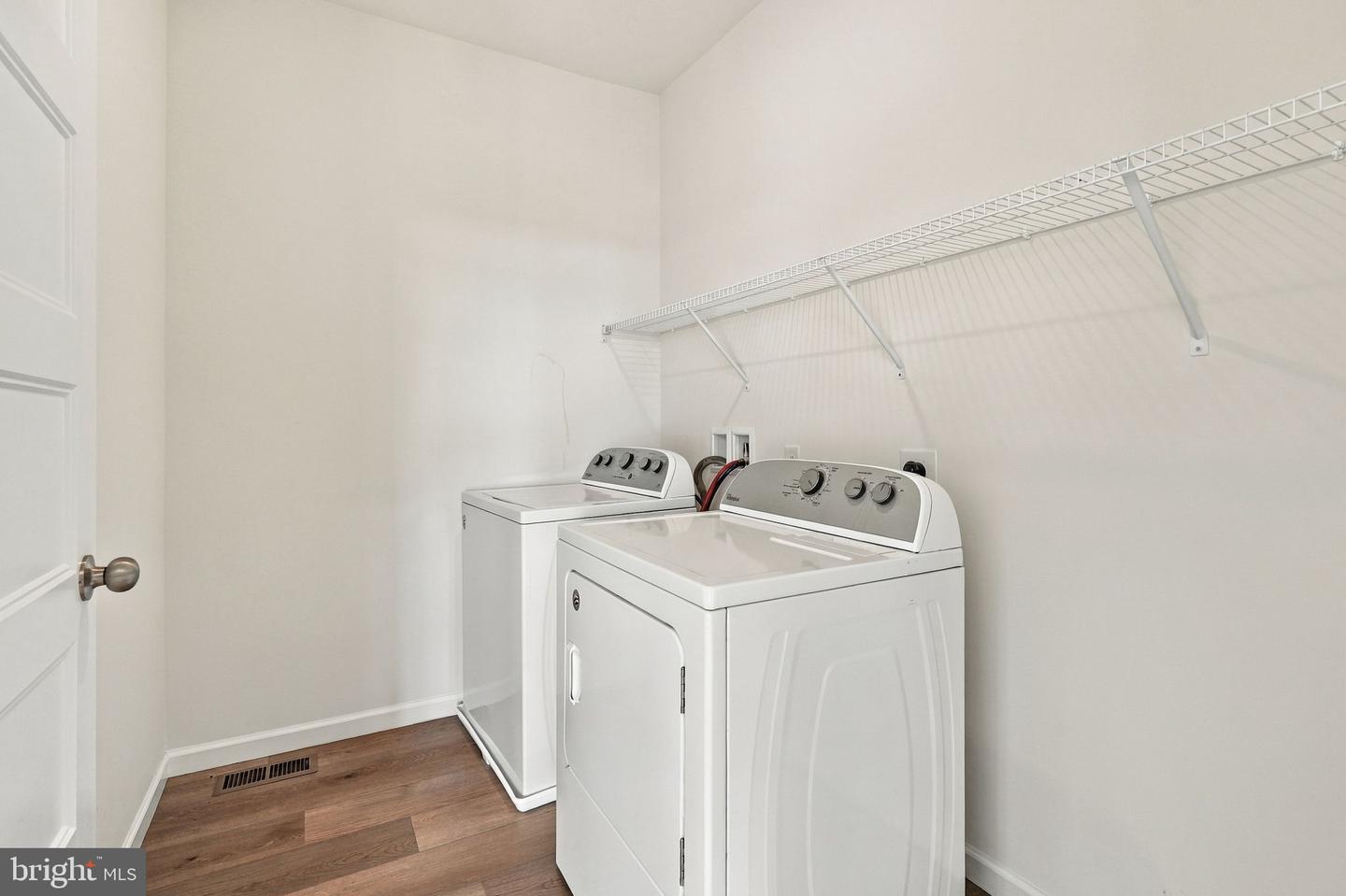 925 Marina Ct Property Photo 60