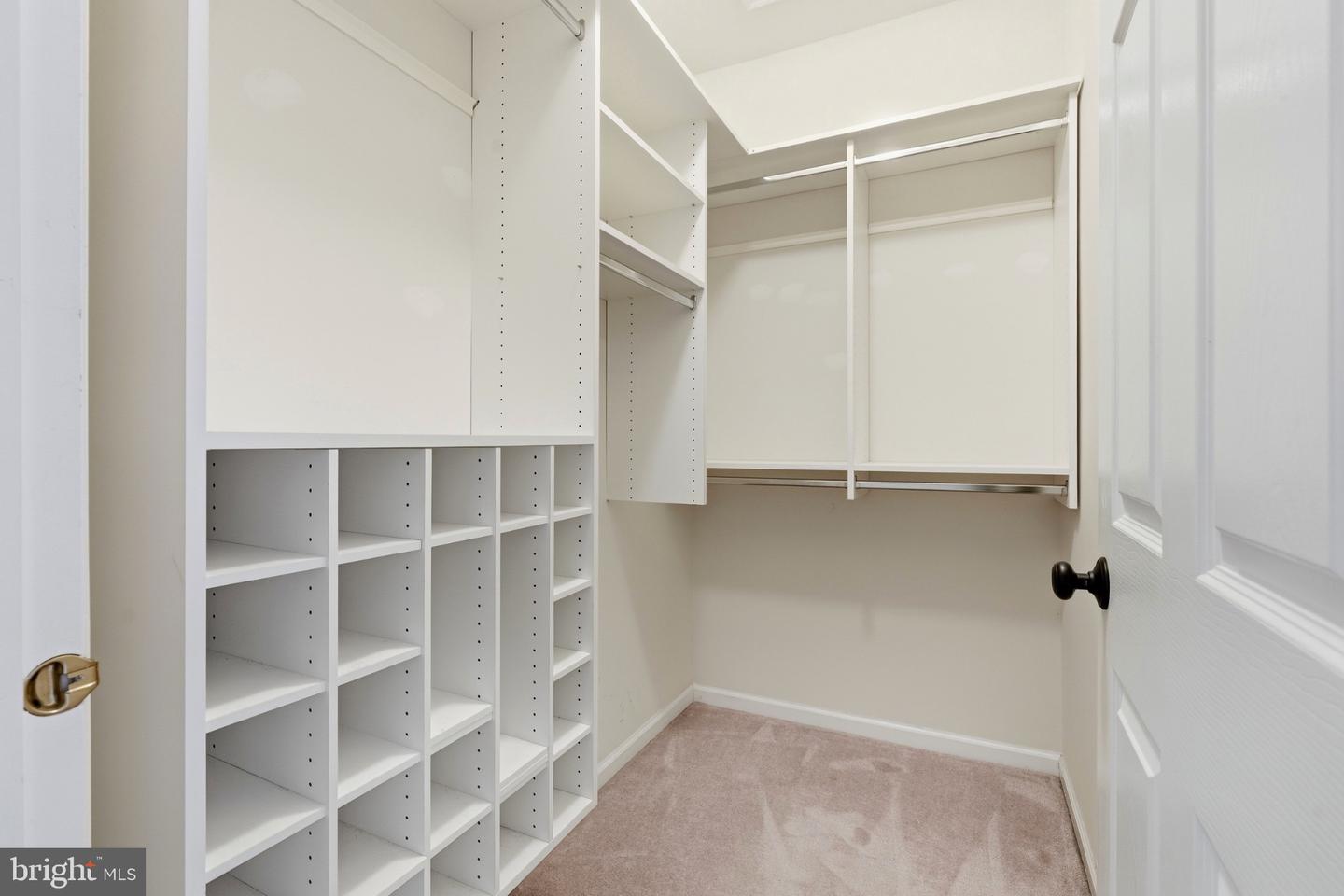 1505 Hulnick Rd #438-23 Property Photo 14