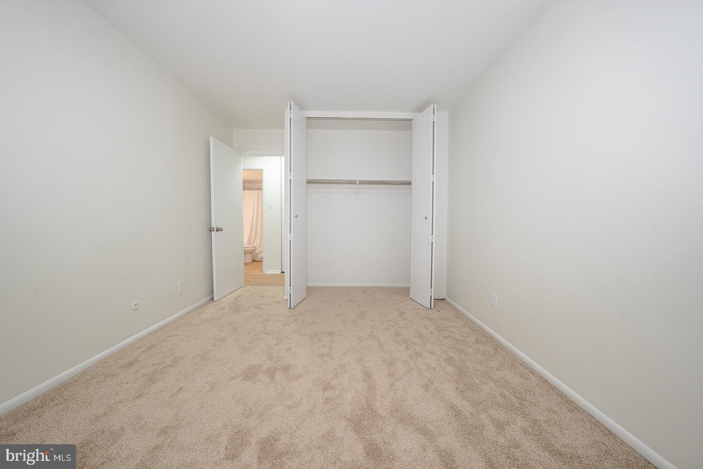 71 Drummers Ln Property Photo 26
