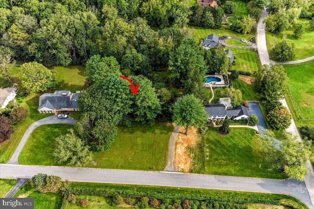 1422 Bobolink Ln Property Photo 36