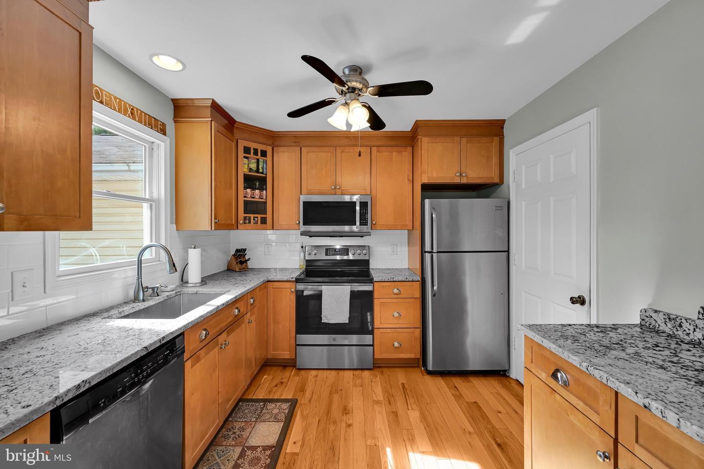 64 Pennsylvania Ave Property Photo 11