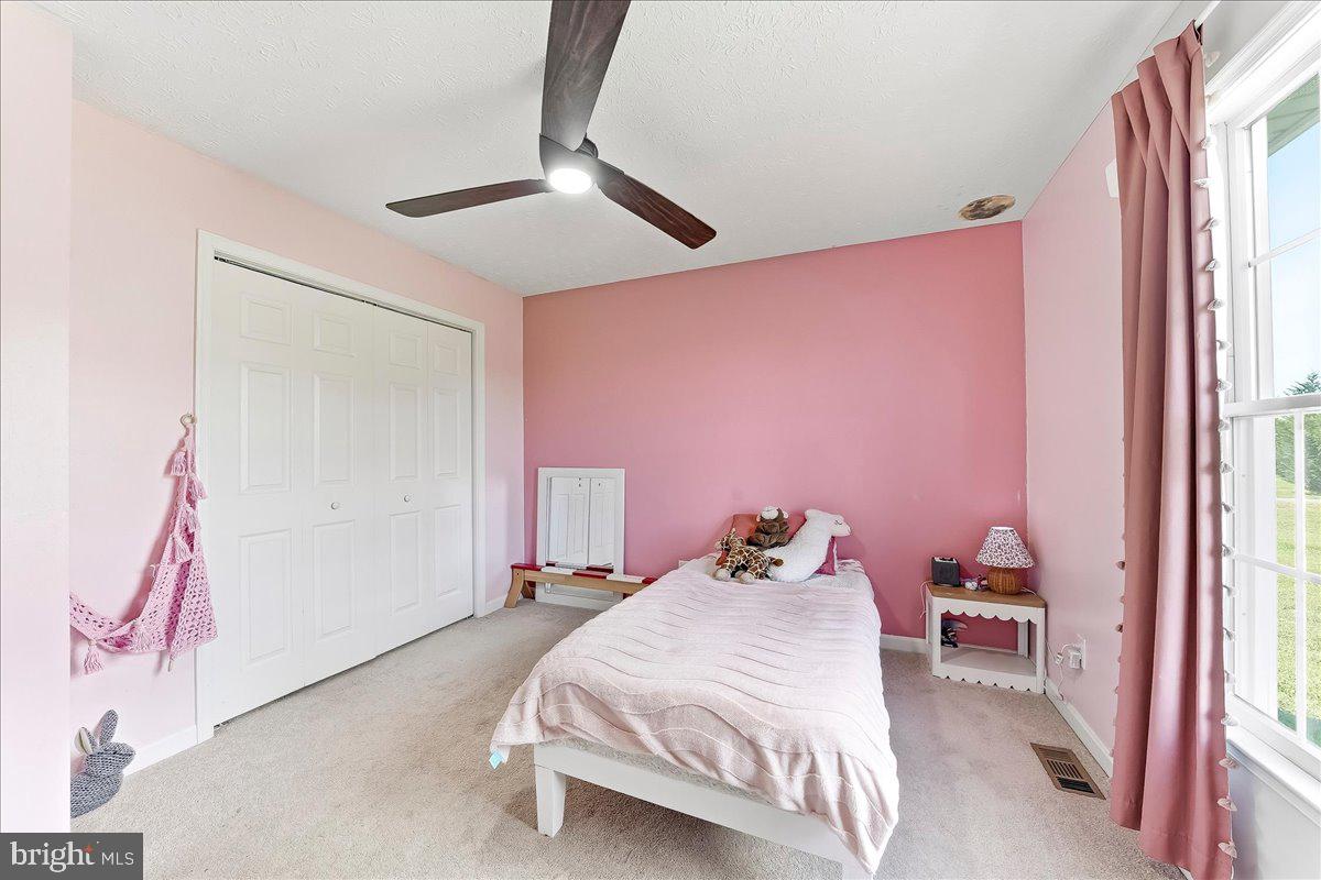 130 Pleasant Dr Property Photo 22