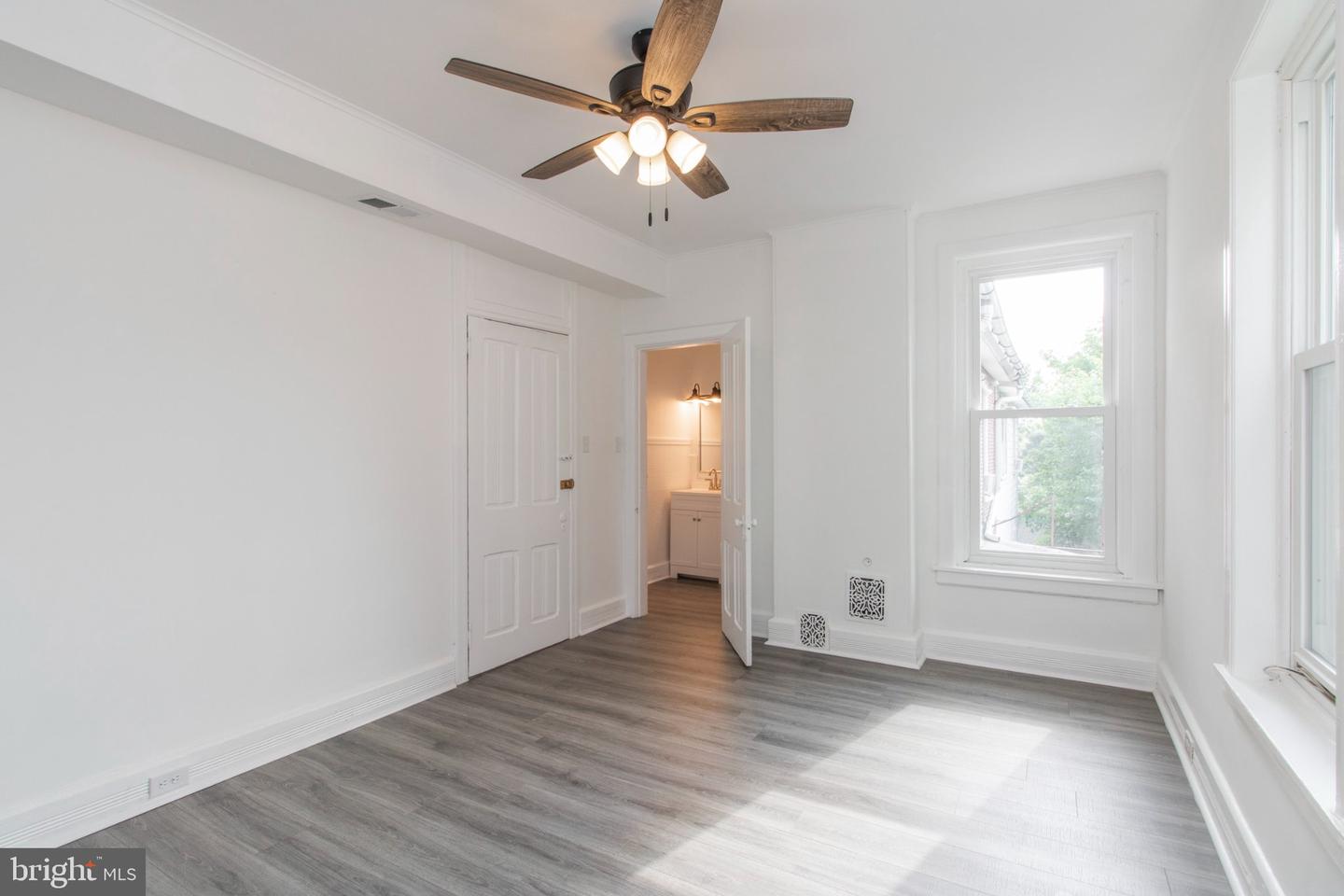 303 S Main St Property Photo 59