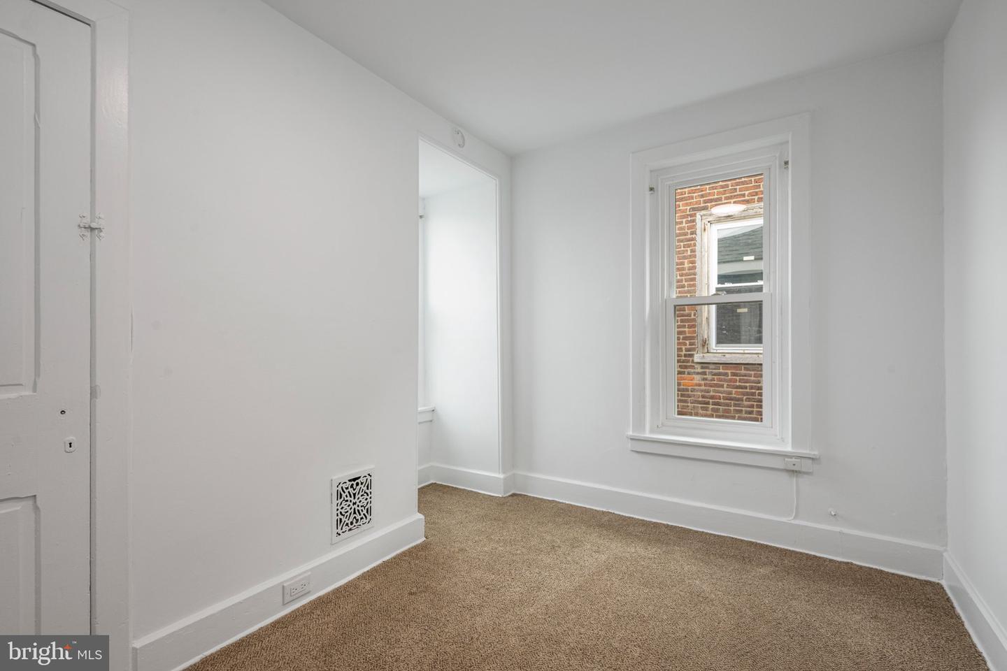 303 S Main St Property Photo 88