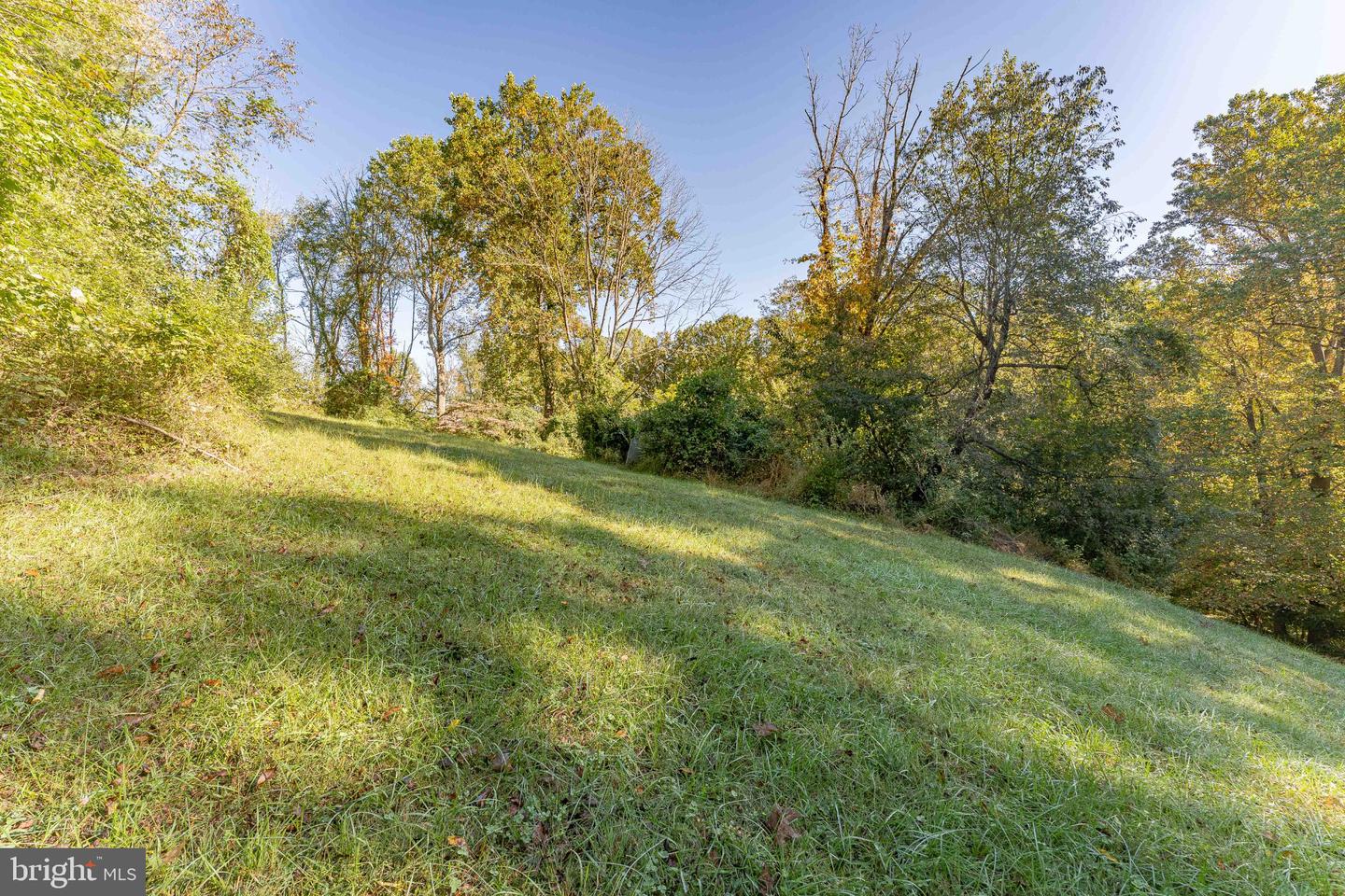 109 Thissell Ln Property Photo 6
