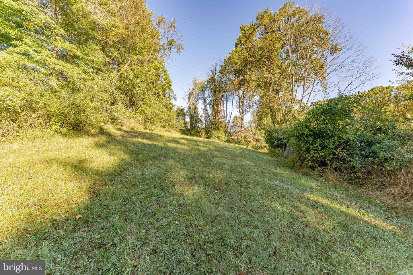 109 Thissell Ln Property Photo 7