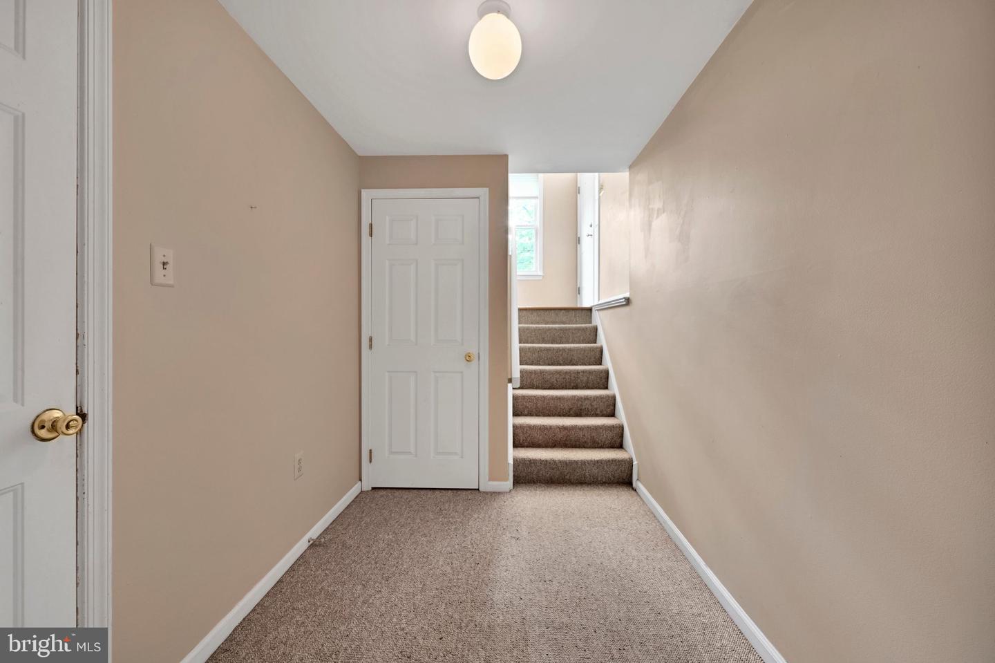 109 Stratford Ct Property Photo 26