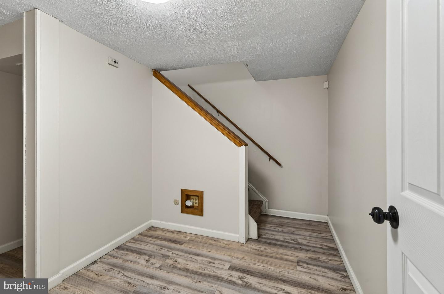 102 Valley View Dr Property Photo 45
