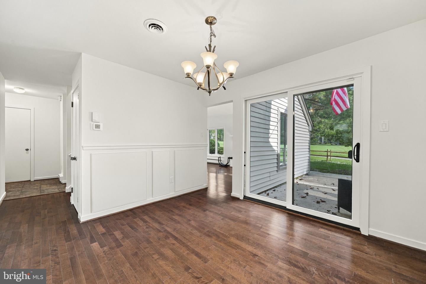105 Ashton Way Property Photo 10