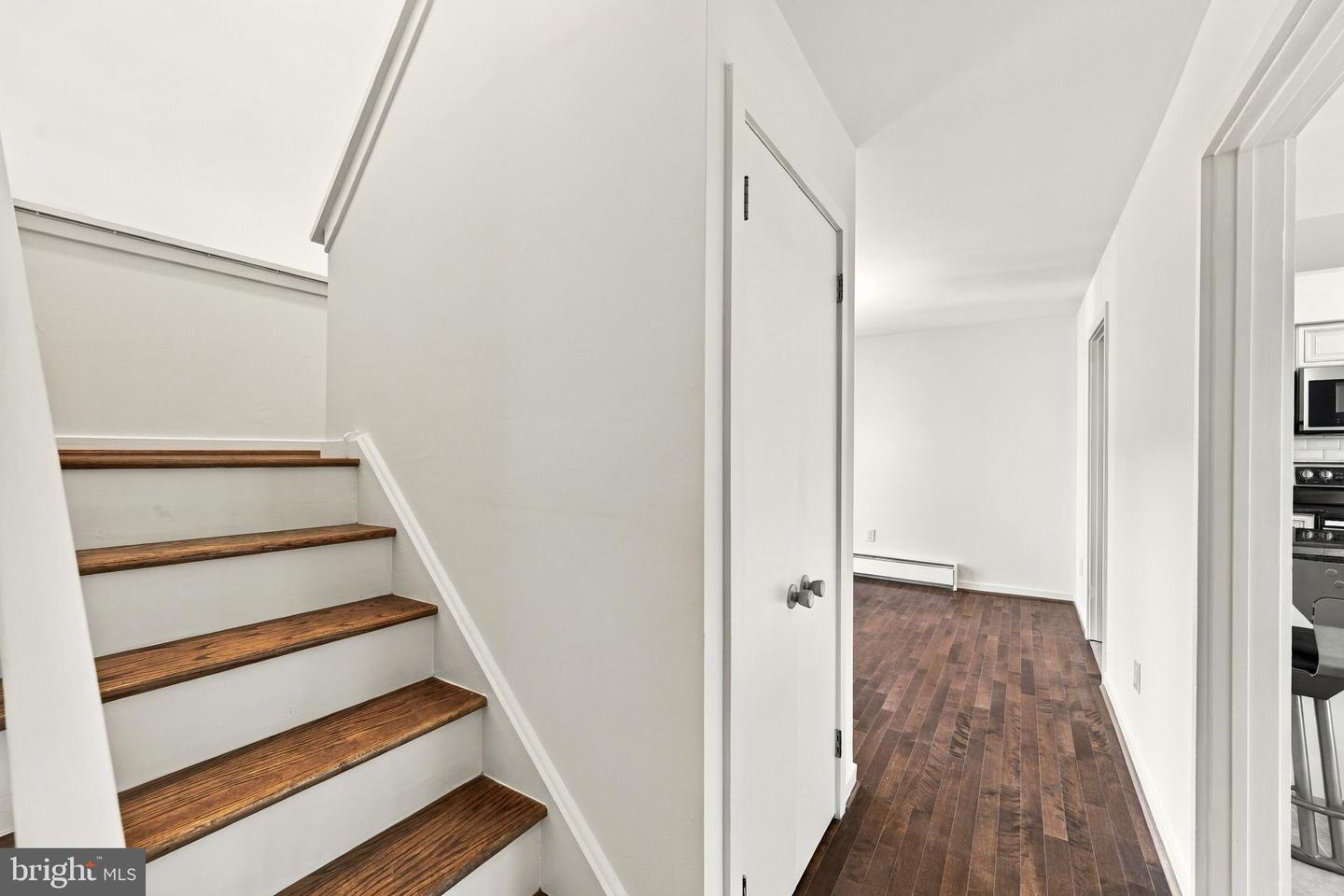 105 Ashton Way Property Photo 17