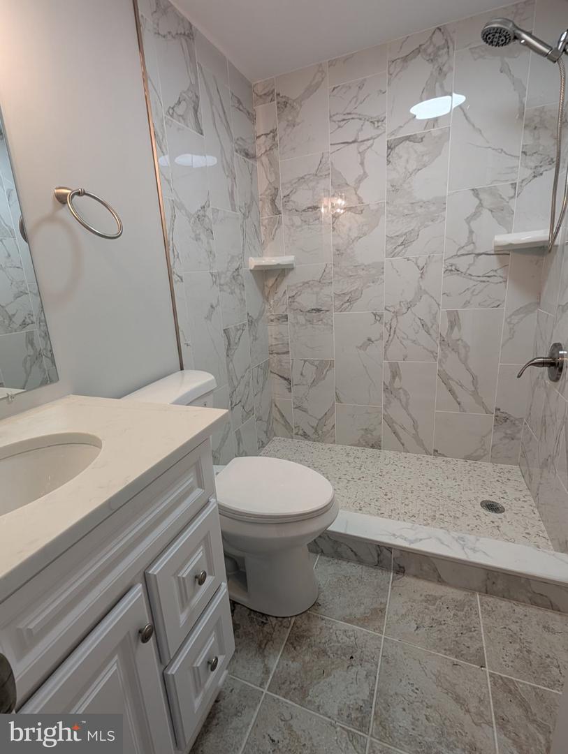 9 Fleming Dr Property Photo 13