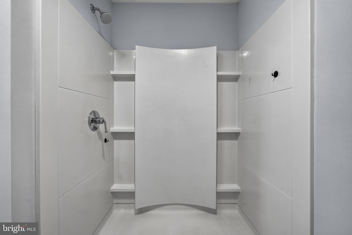 125 Linden St Property Photo 21