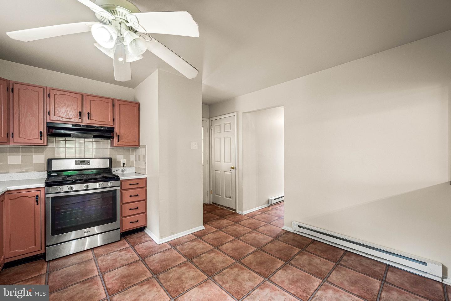 25 New St Property Photo 10