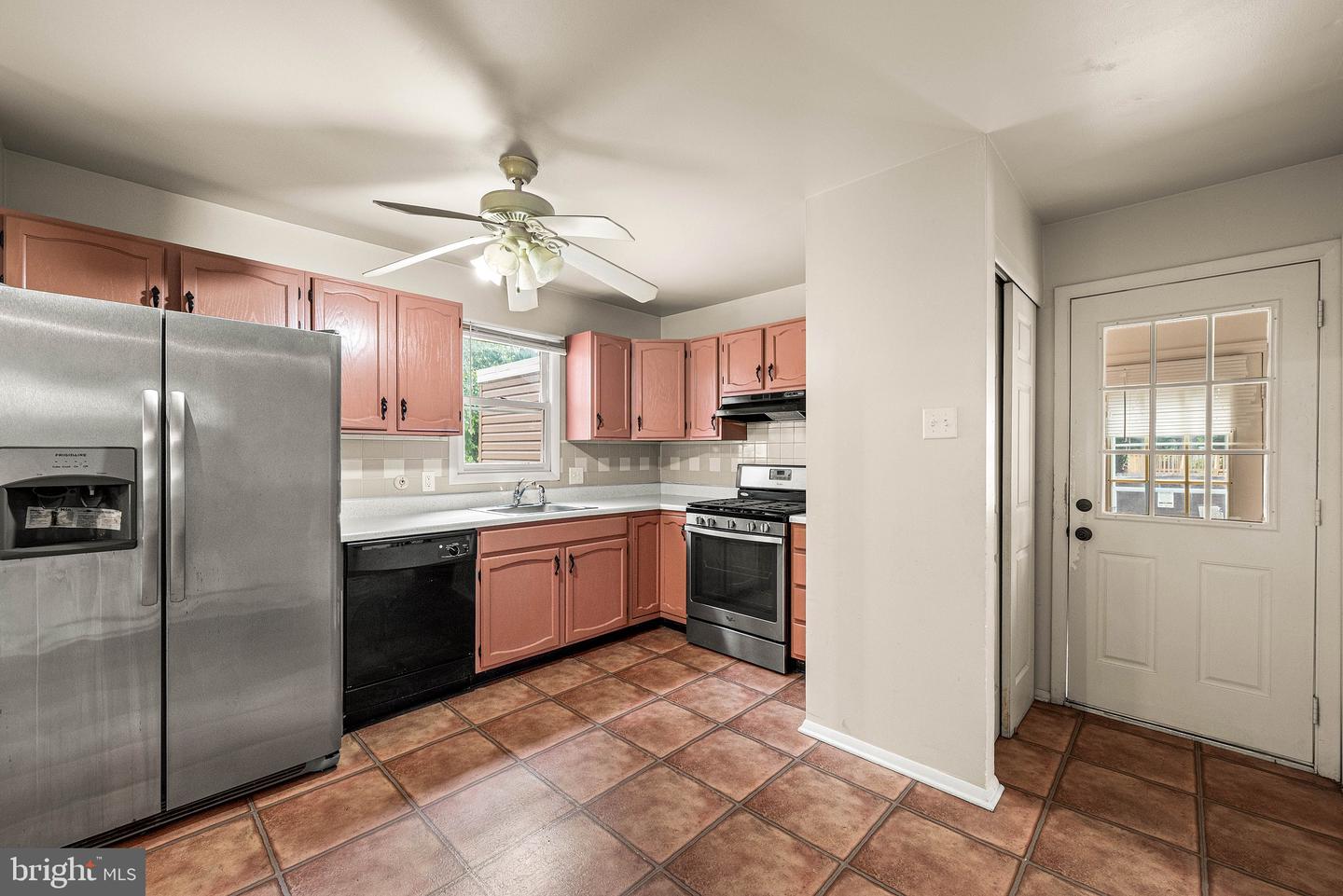 25 New St Property Photo 11