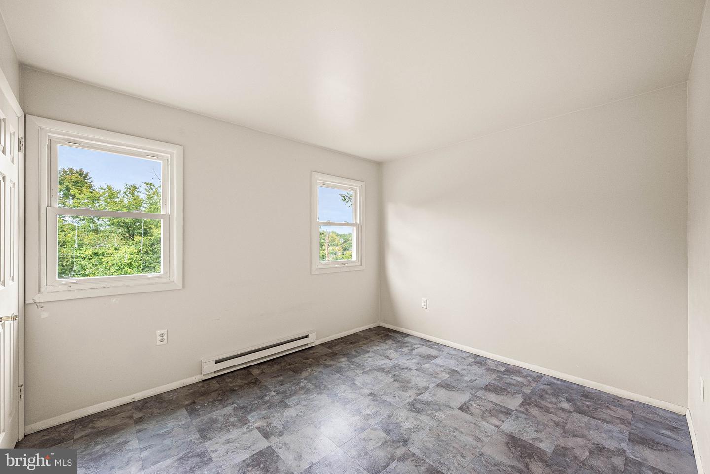25 New St Property Photo 24