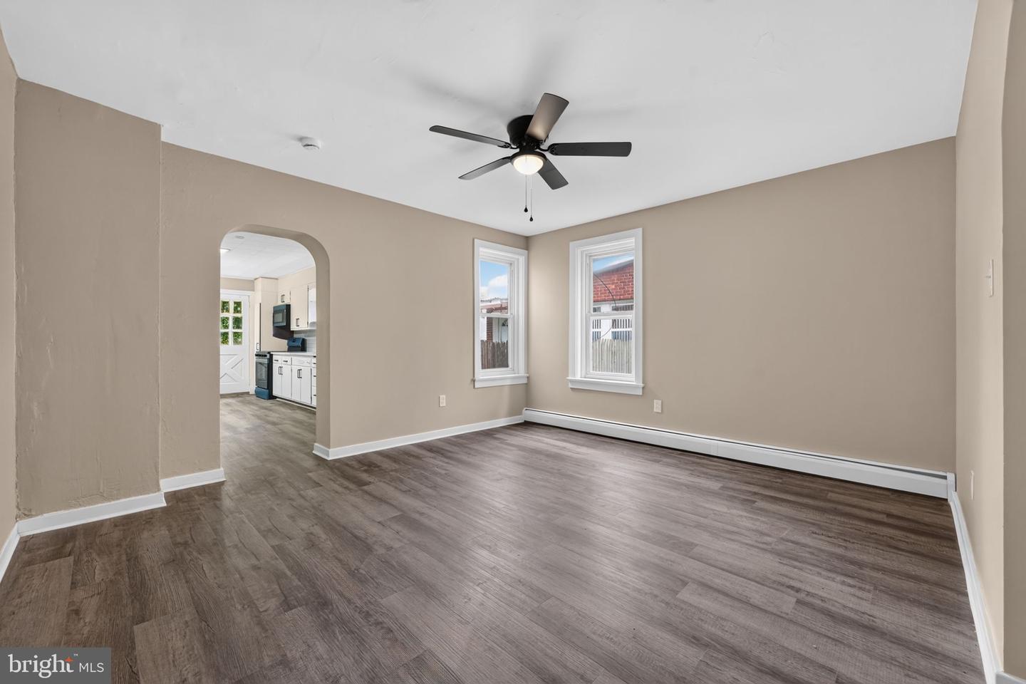 206 Charles St Property Photo 10