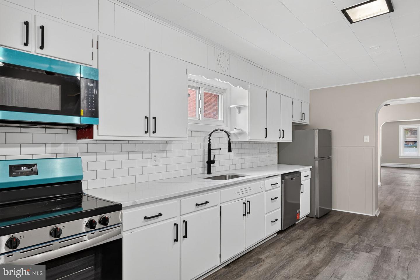 206 Charles St Property Photo 18
