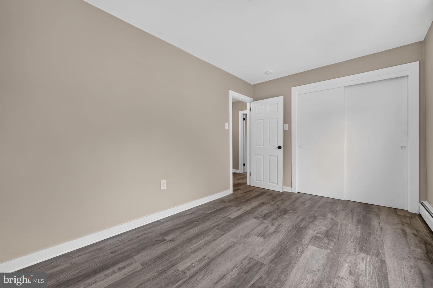 206 Charles St Property Photo 27