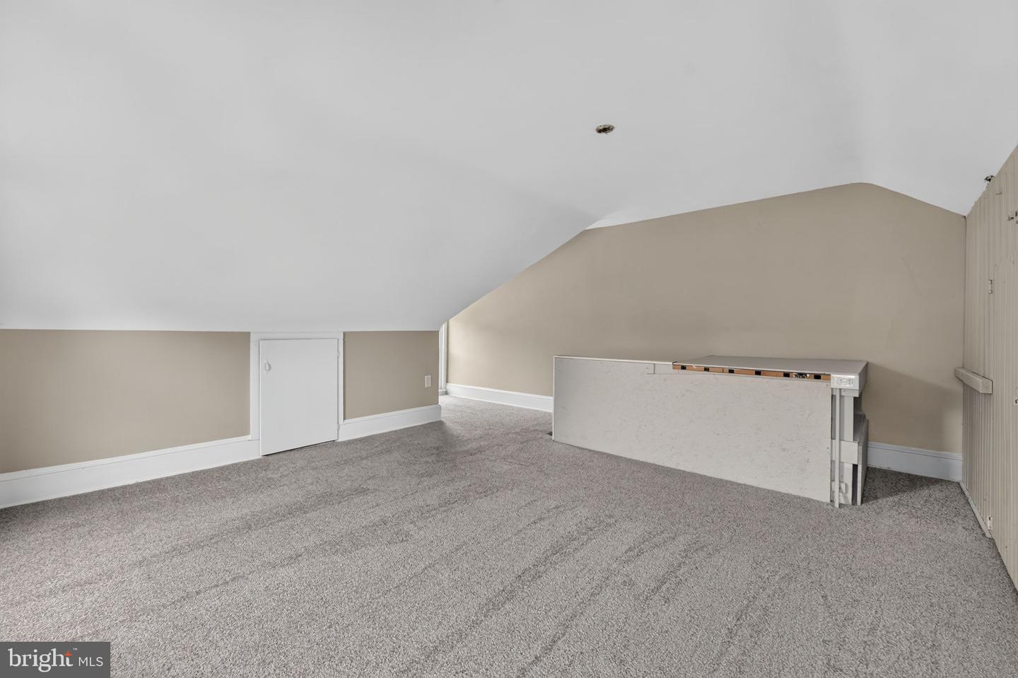 206 Charles St Property Photo 35