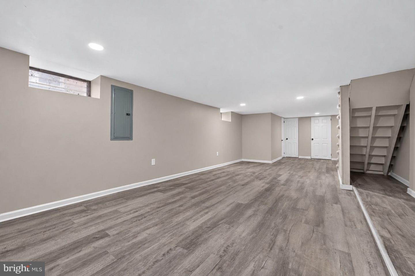 206 Charles St Property Photo 40