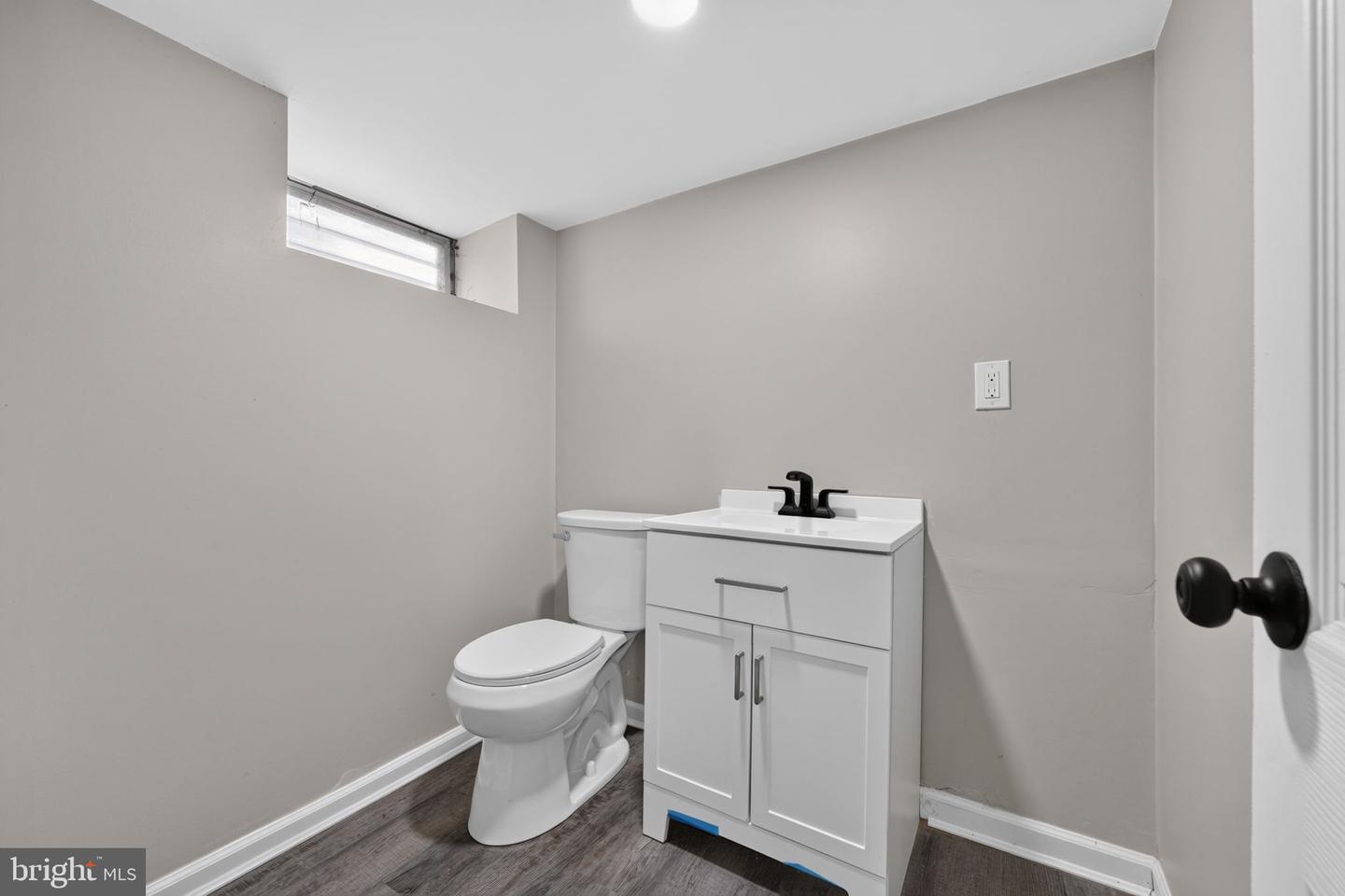 206 Charles St Property Photo 41