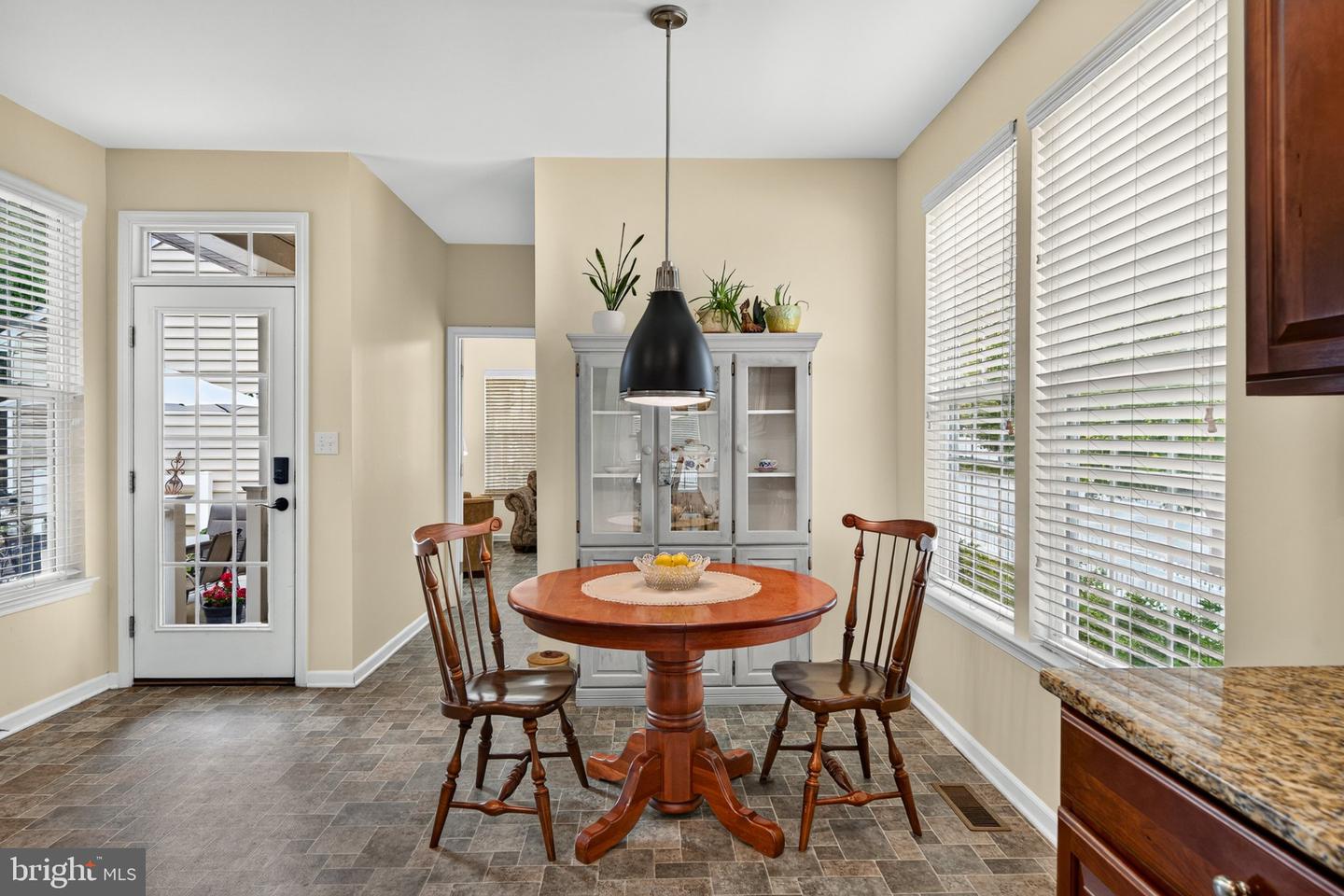 408 Wrigley Blvd Property Photo 13