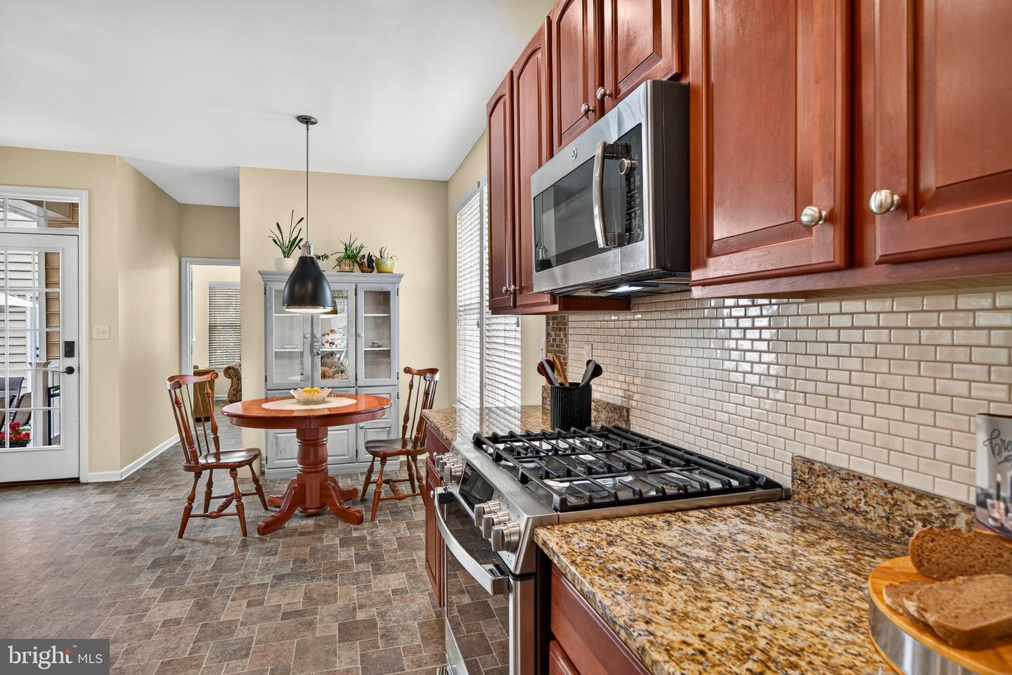 408 Wrigley Blvd Property Photo 16