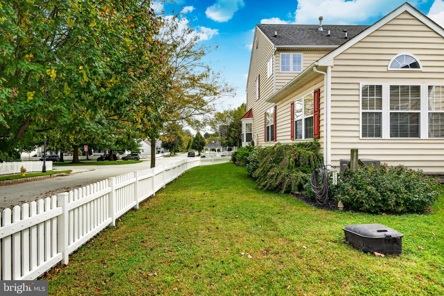 408 Wrigley Blvd Property Photo 44