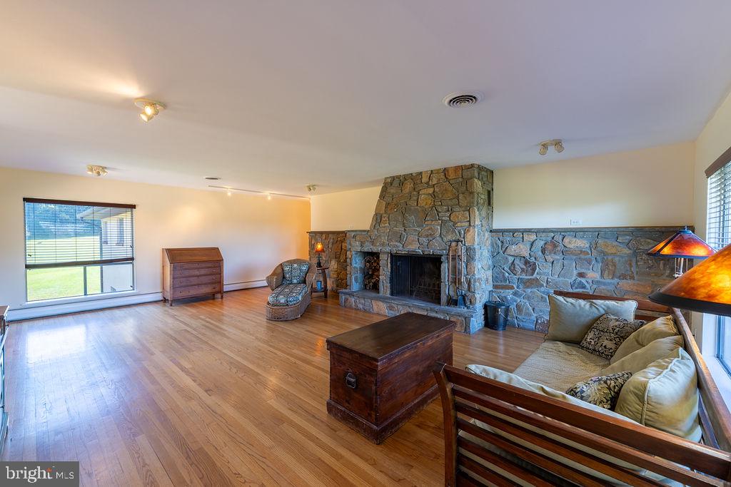 1732 Flint Hill Rd Property Photo 16