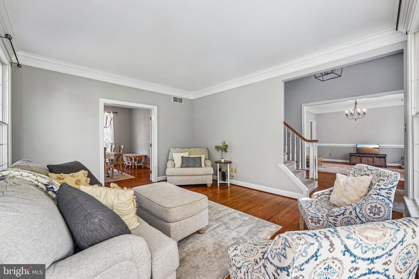 212 Aranglen Way Property Photo 14