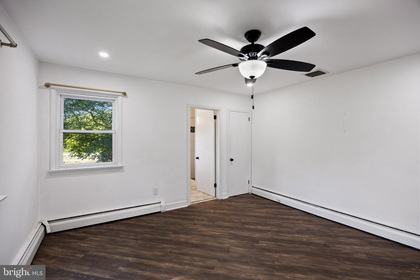 804 Forest Ln Property Photo 18