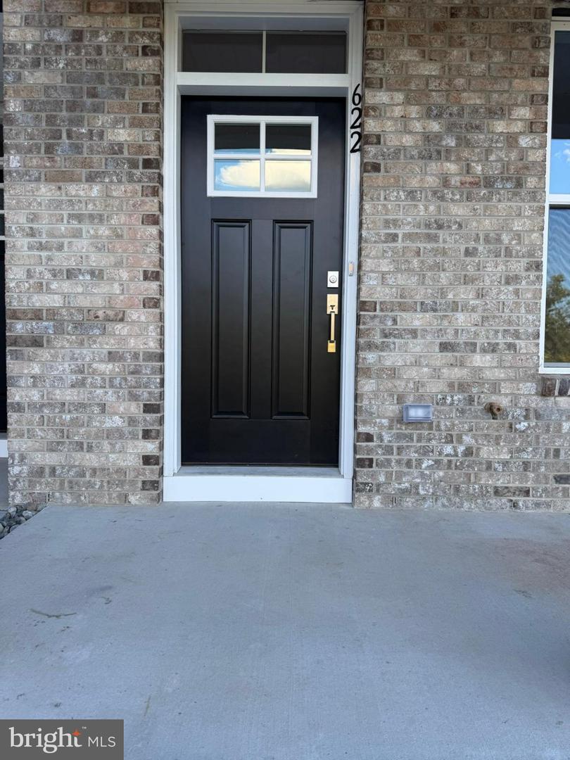 622 Brass Ln Property Photo 2