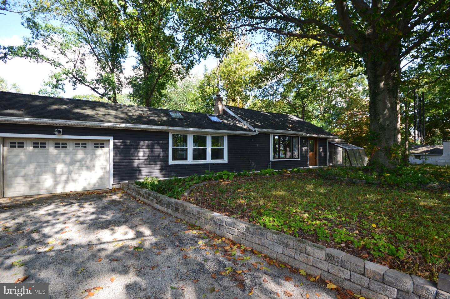 435 N 5 POINTS RD Property Photo 1