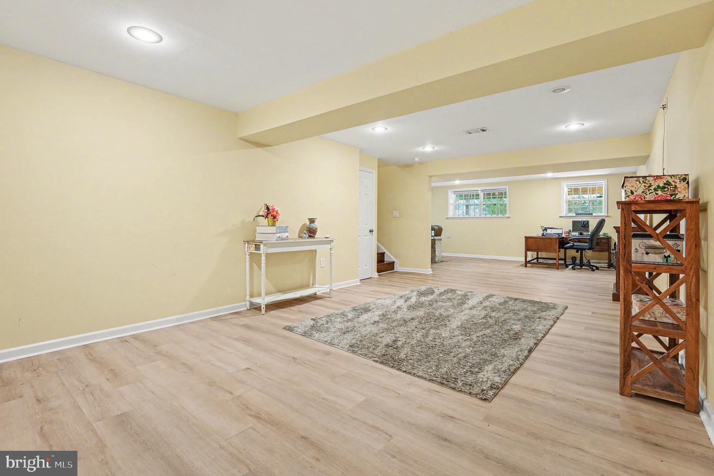 328 Dartmouth Rd Property Photo 36