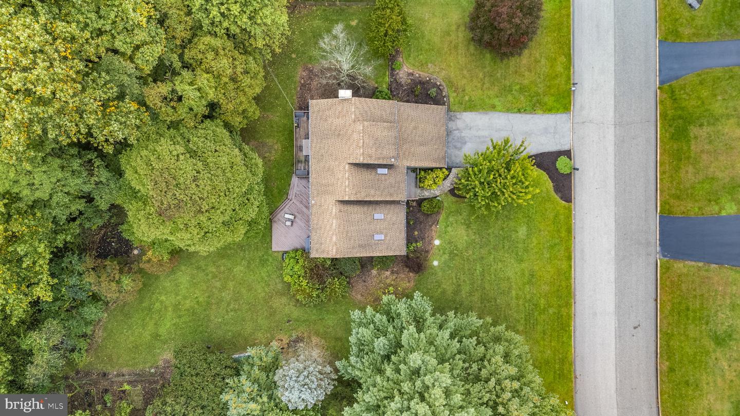 9 Fox Ridge Rd Property Photo 4