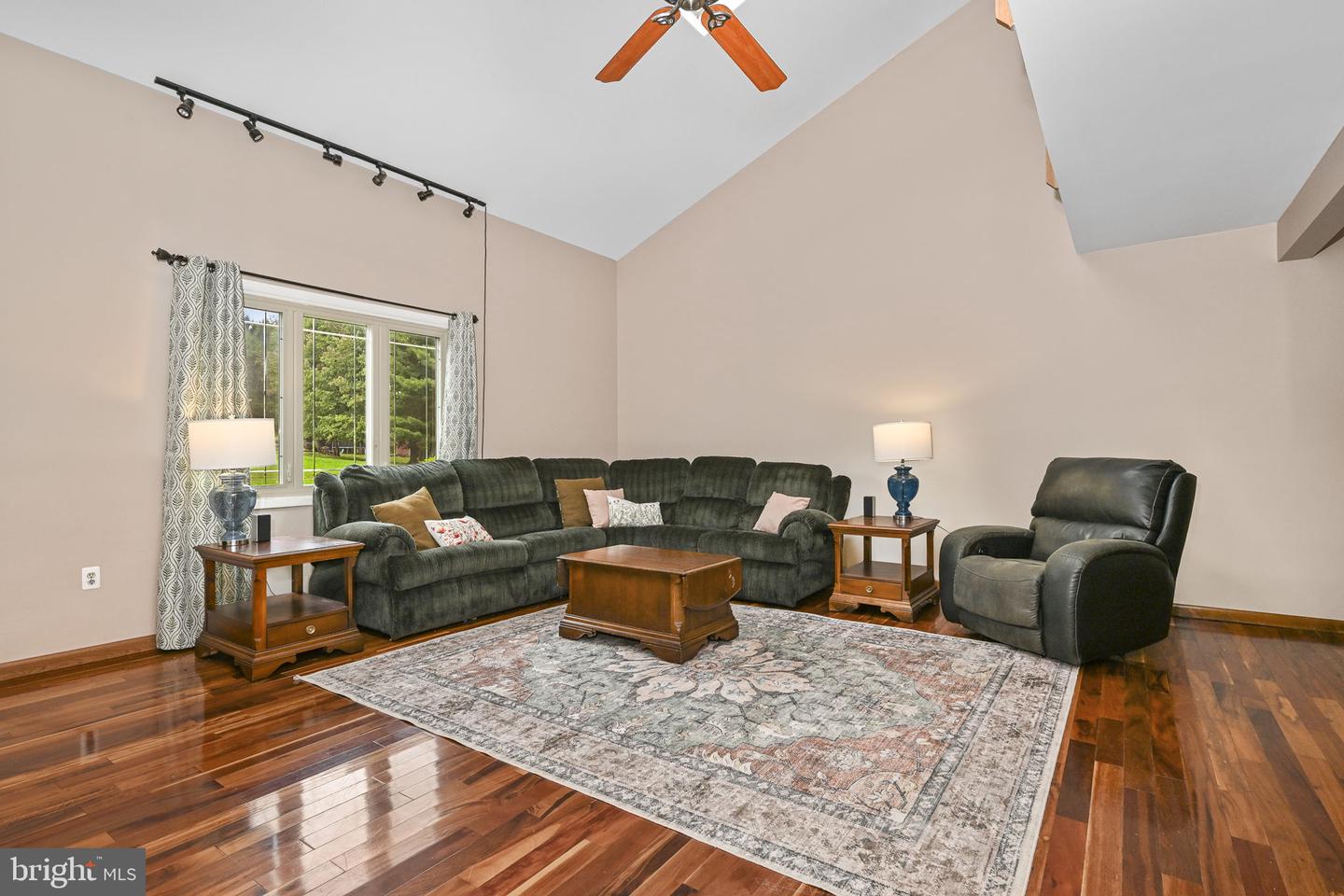 9 Fox Ridge Rd Property Photo 18