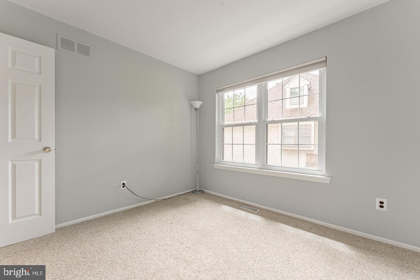 11 Chateau Cir Property Photo 31