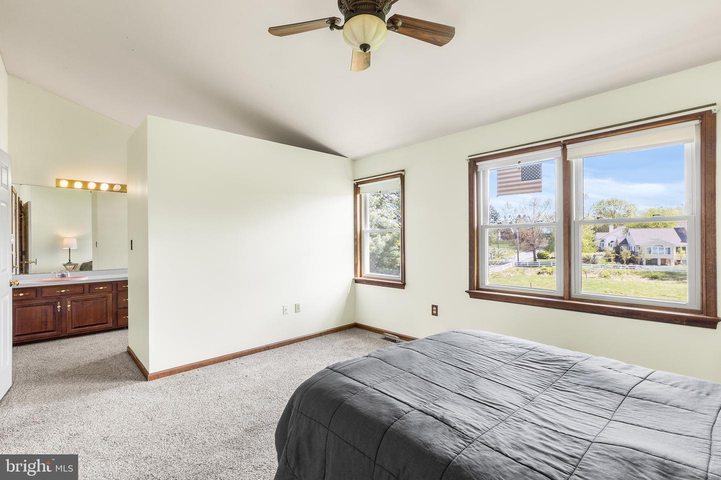125 Derby Dr #2 Property Photo 19