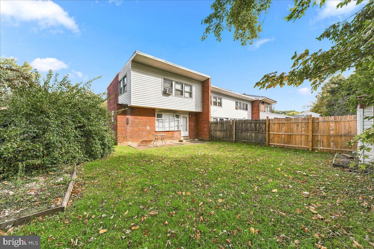 10 Quarry St Property Photo 3