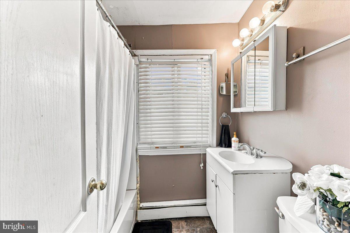 10 Quarry St Property Photo 13