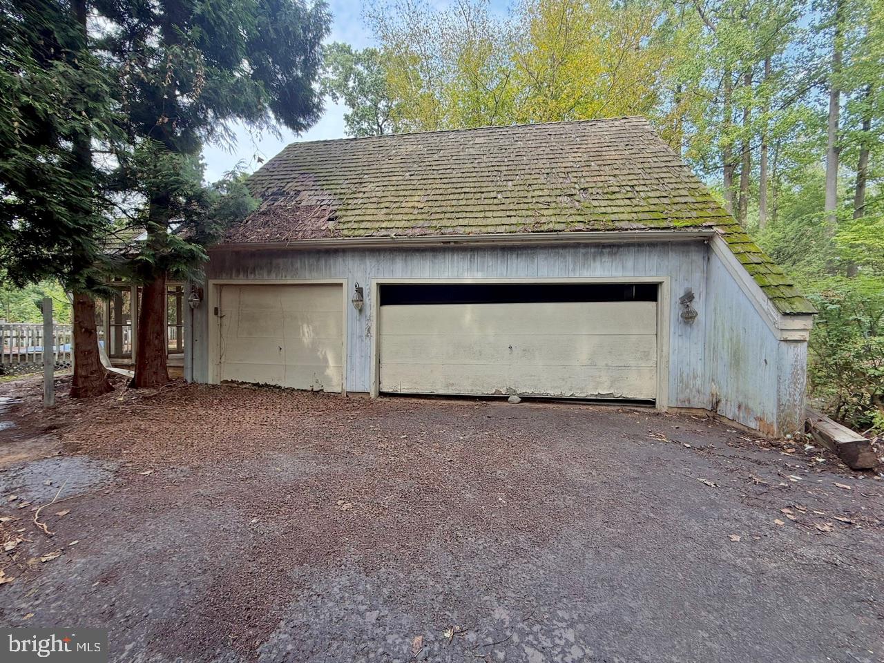 1271 Farm Rd Property Photo 3