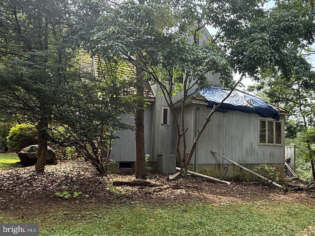 1271 Farm Rd Property Photo 4