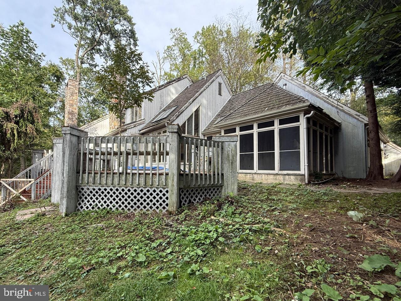 1271 Farm Rd Property Photo 5