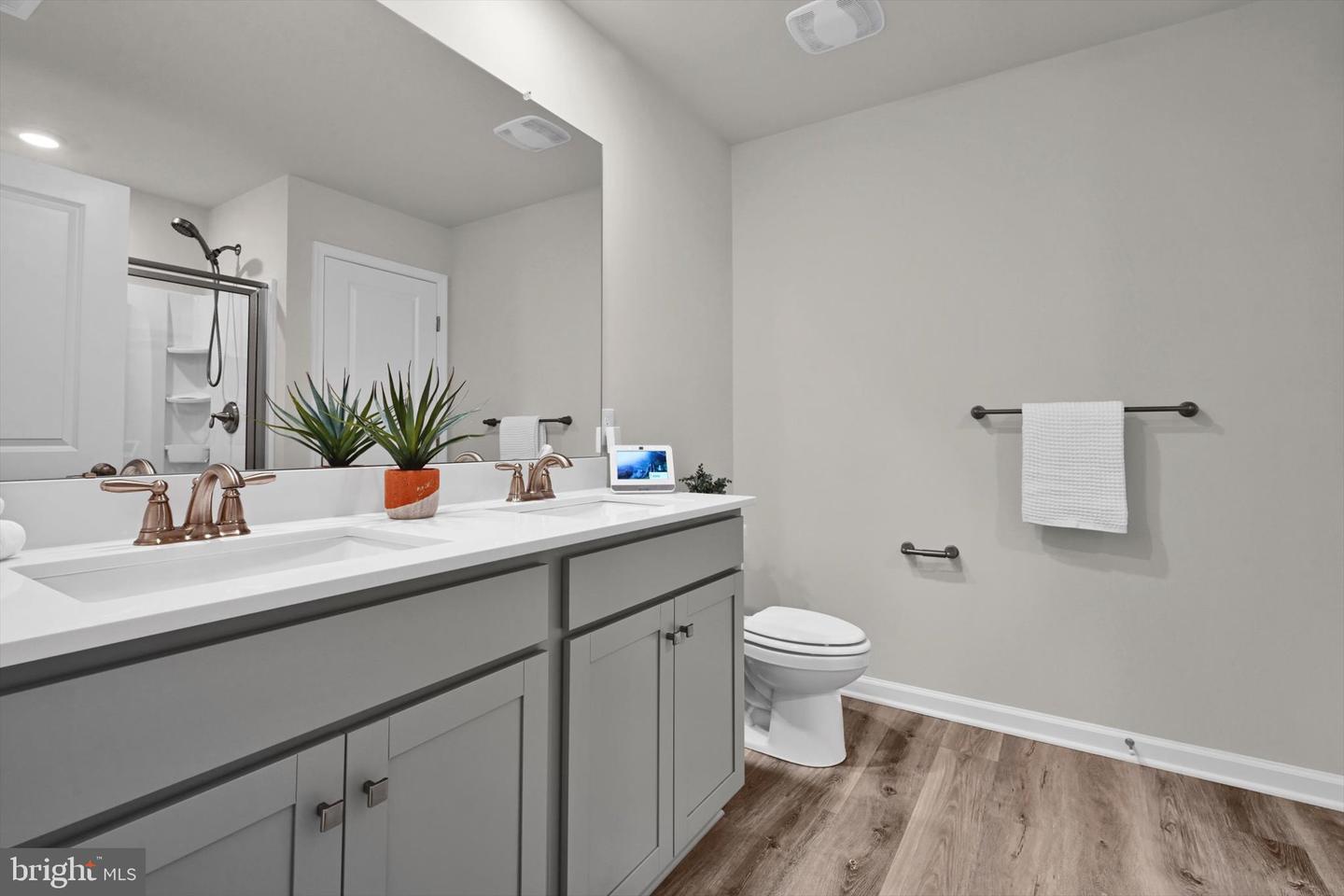 103 Cornwall Pl Property Photo 18