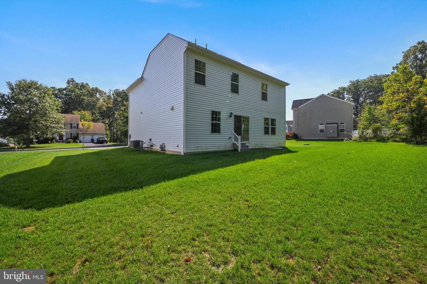 103 Cornwall Pl Property Photo 34