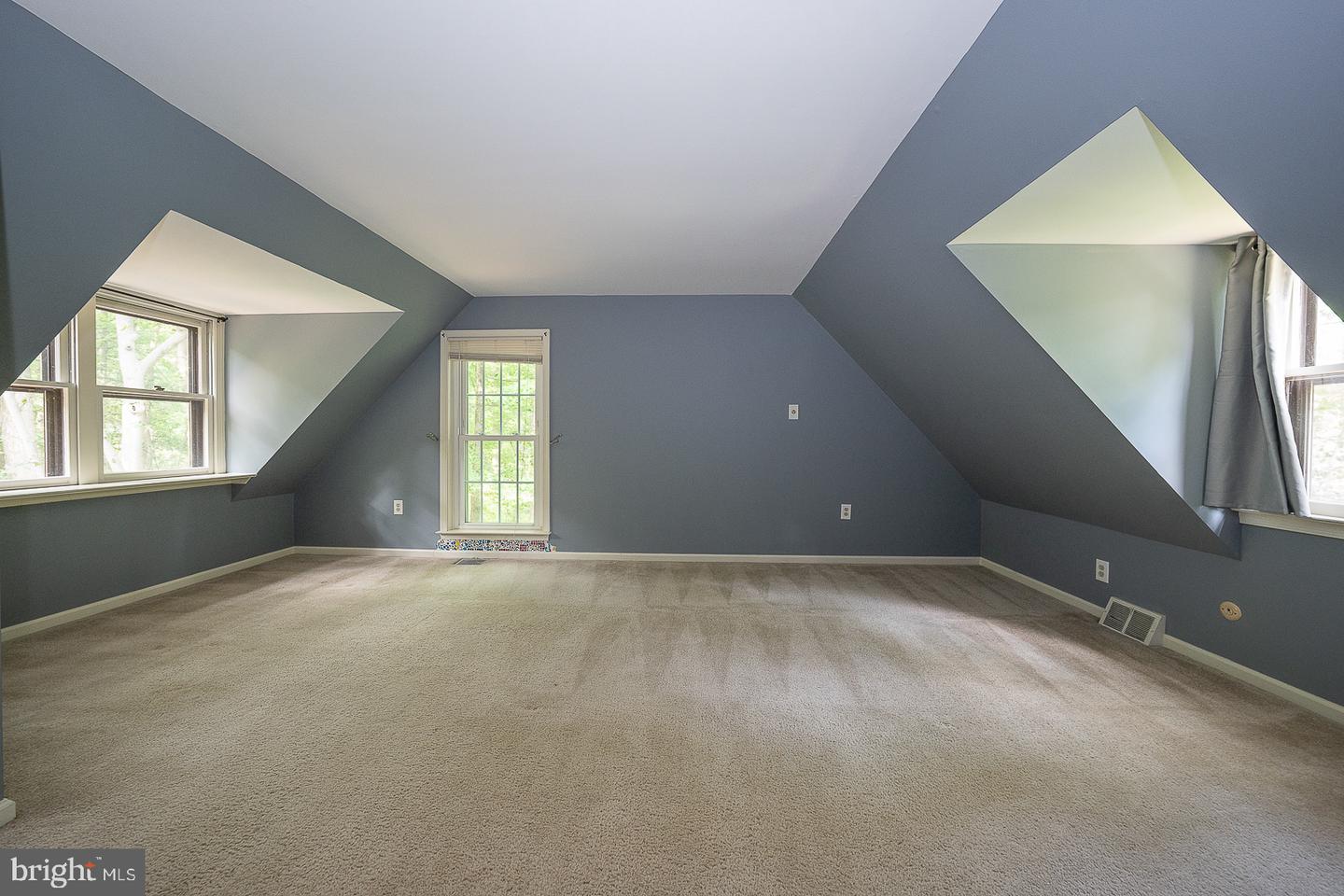 512 Conestoga Rd Property Photo 27