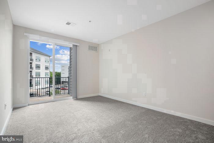 131 Bridge St #1414 Property Photo 86